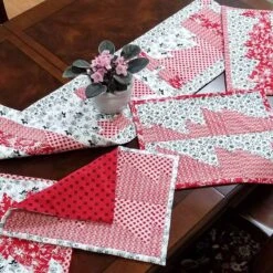 Set Your Table - Placemats And Table Runner - Bella Pineapple Pack Pattern 3 Set Your Table - Placemats And Table Runner - Bella Pineapple Pack Pattern -Keepsake Quilting Shop BELLA SY alt