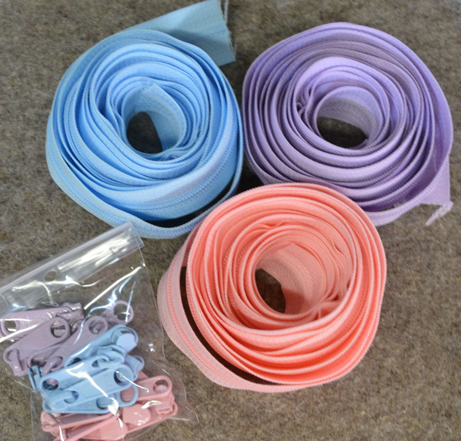 Zipper Trio Cotton Candy 1 Zipper Trio Cotton Candy