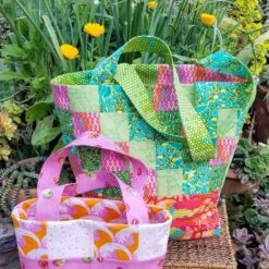 Shop In Style Tote Bag Set - Grace Pineapple Pack Pattern 6 Shop In Style Tote Bag Set - Grace Pineapple Pack Pattern -Keepsake Quilting Shop PR GRACE SS 04