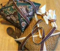 Pot Luck Carriers - Alice Pineapple Pack Pattern 3 Pot Luck Carriers - Alice Pineapple Pack Pattern -Keepsake Quilting Shop potluck carriers 83367 1